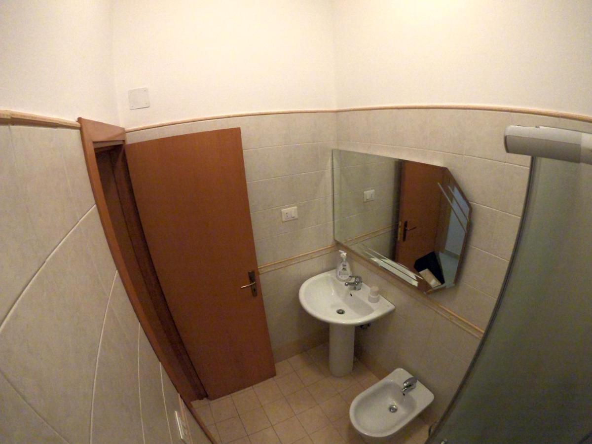 Mamma Loretta' House Hotel Бианкавила Екстериор снимка